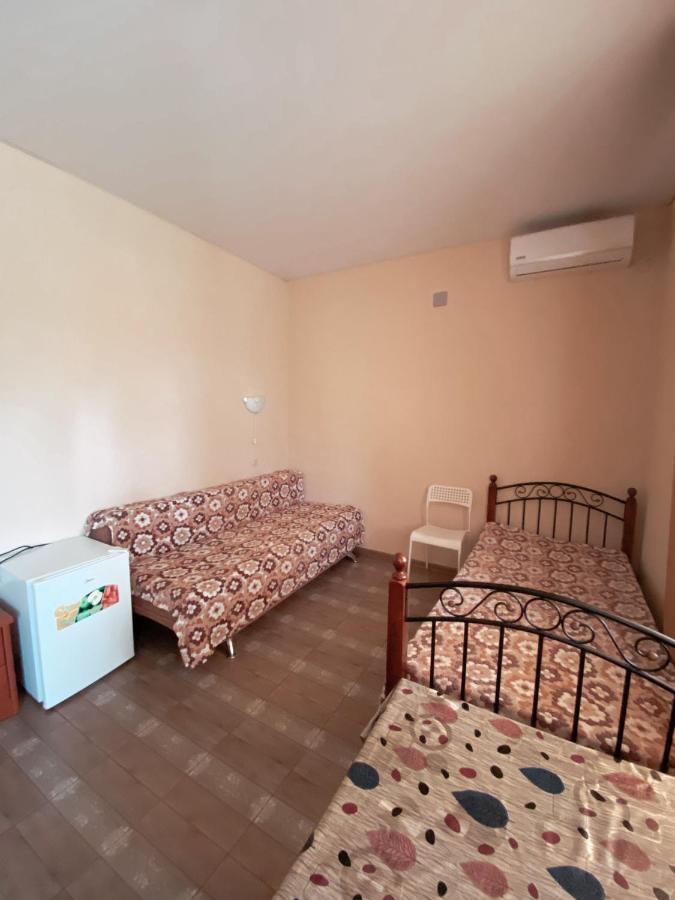 Guest House Harmony Pitsunda Exterior foto