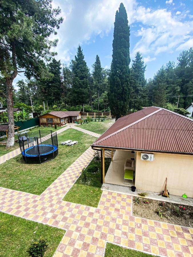Guest House Harmony Pitsunda Exterior foto