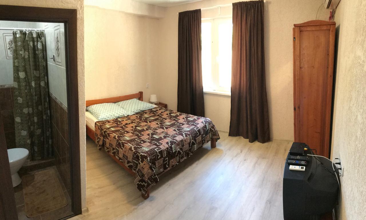 Guest House Harmony Pitsunda Exterior foto